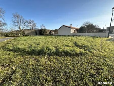 terrain 425 m² lalande-de-pomerol