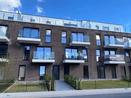 recent appartement met twee zonneterrassen
