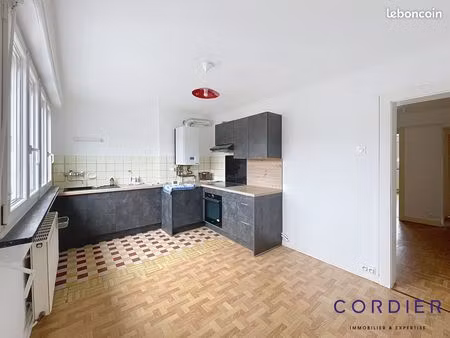 appartement 3 pièces 61 m²