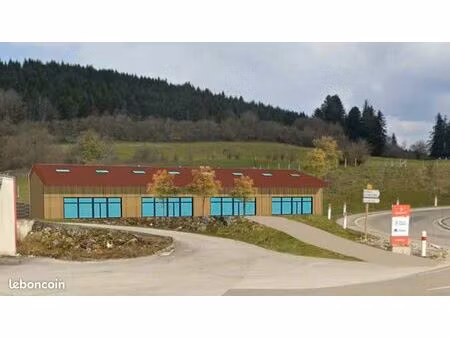 cellule commerciale 90m2 emplacement n°1