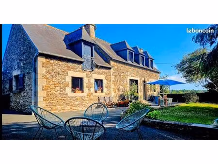 maison 6 pièces 104 m²