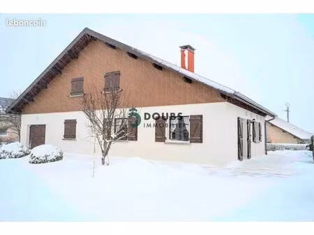 maison 6 pièces 153 m²