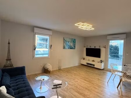 appartement 3 pièces 70 m²