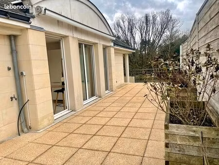 appartement 3 pièces 77 m²