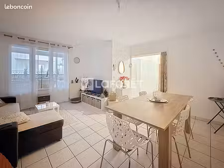 appartement 3 pièces 70 m²