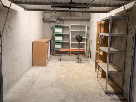 garage / box sécurisé 15 8 m² à vendre – échirolles  clinique des cèdres