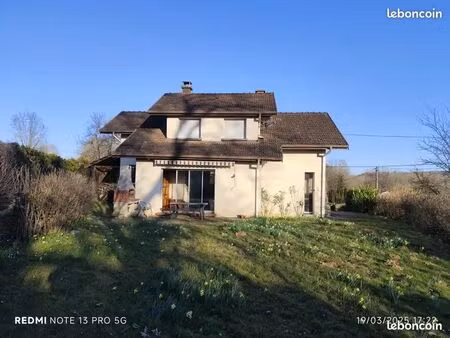 maison 6 pièces  115 m2  proche delle
