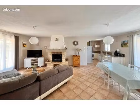 maison plain pied de 100 m² sur 1500 m² de terrain