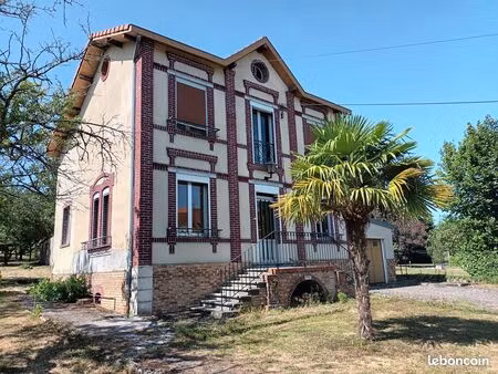 toul maison individuelle au caractère ancien avec jardin proche gare