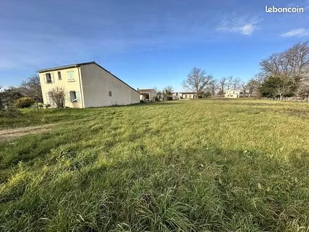 terrain 965 m² lalande-de-pomerol