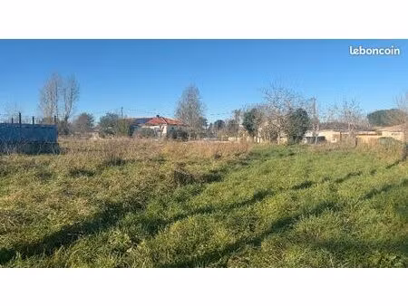 terrain 500 m² saint germain du puch