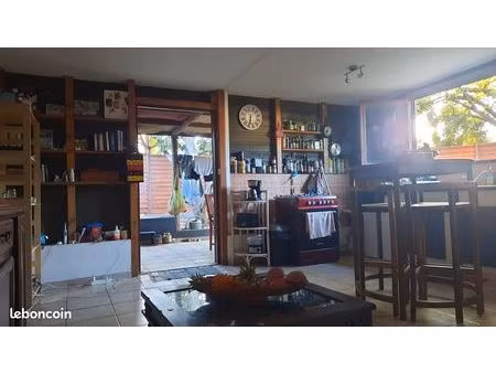 bungalow f3 ravine des cabris