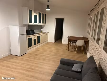 t2 meublé  proche transports et centre ville