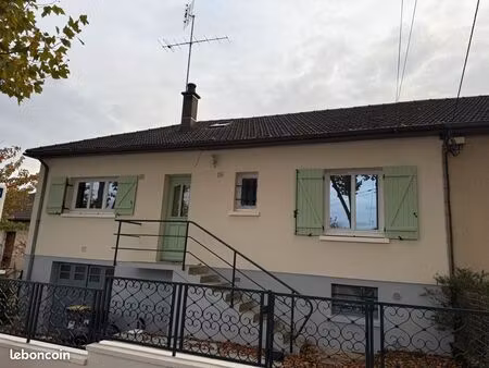 loue maison de ville jumelée