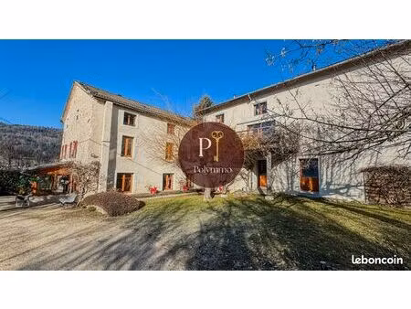 ferme 14 pièces 403 m²