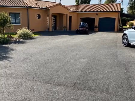 vend maison en très bon état