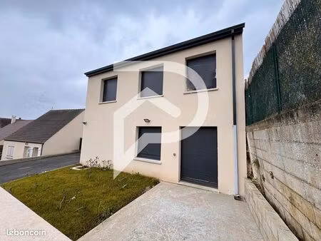 pavillon 4 pièces 83 m²