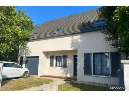 maison bbc 2017 dont studio indépendant aménagé (total de 135 m²) + garage de 30 m²  sur t