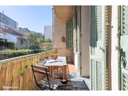 appartement meublé 3 pièces avec balcon ensoleillé – saint-victor  marseille 7ᵉ