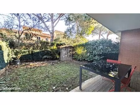 t2 avec parking toulouse st simon