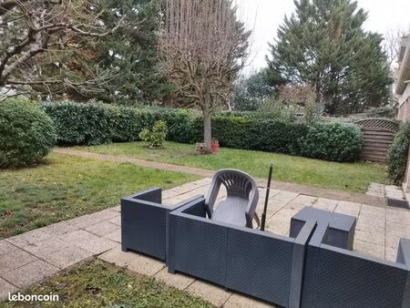 appartement t3 de 66m² en rez de jardin de 250m²