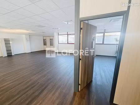 bureaux 820 m² angers