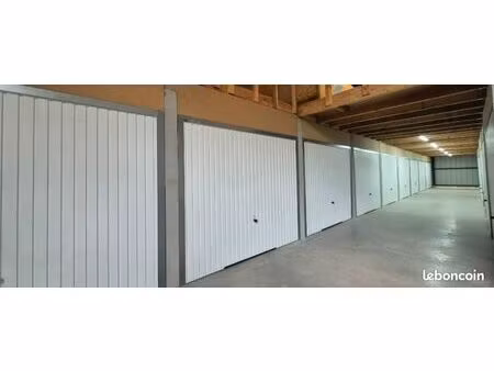 box de stockage garde meuble