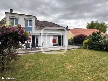 maison 7 pièces 148 m²