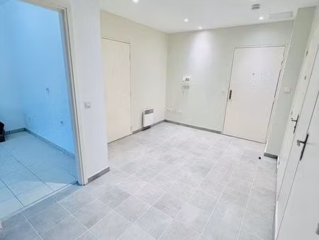 t2 48m2 rdc et avec garage centre-ville