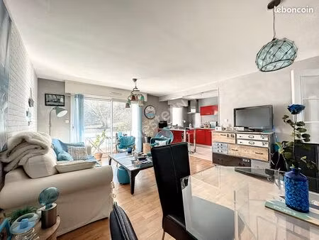 appartement 3 pièces 65 m²