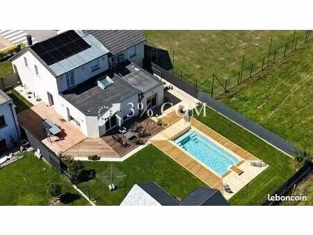 maison 10 pièces 230 m²