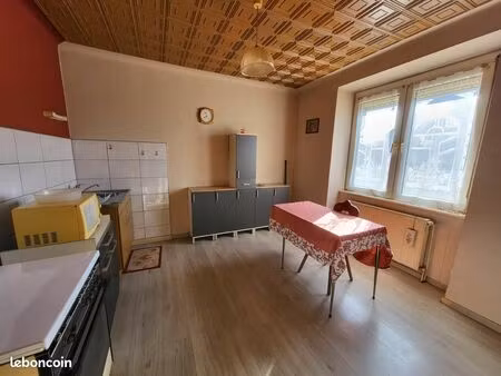 maison 5 pièces 99 m²