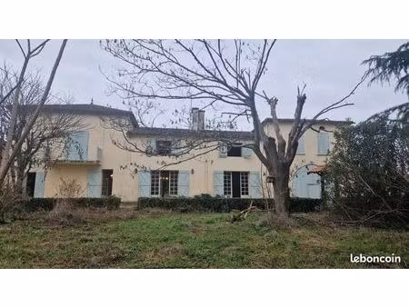 maison 5 pièces 230 m²