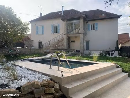 maison familiale 175m2 - piscine - jardin - potentiel professionnel