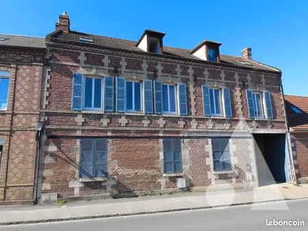 immeuble 304 m² longueil sainte marie