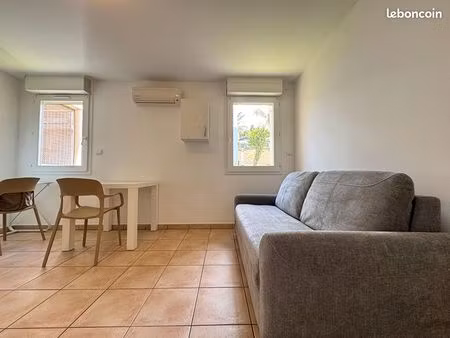 studio 1 pièce 26 m²