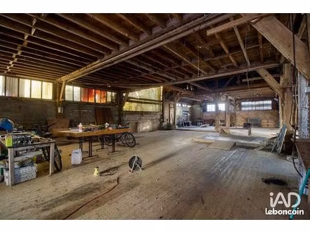 local 200 m² clermont