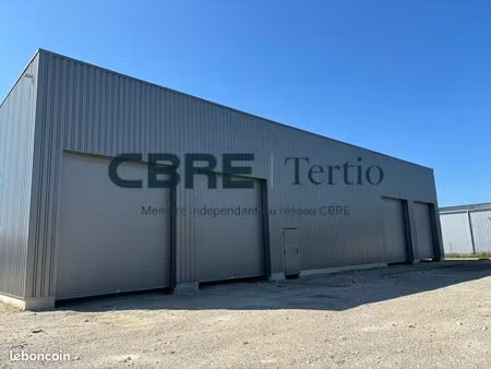 local d'activité 455 m²