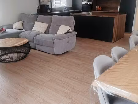 maison puiseux le hauberger