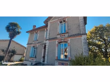 maison 5 pièces 192 m²