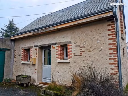 charmante maisonnette en pierre meublée et équipée à louer