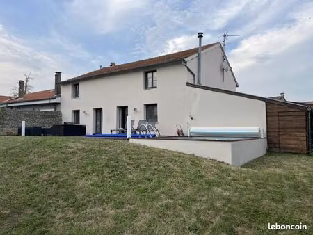 maison de village 6 pièces 198 m²