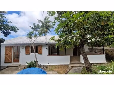 villa 4 pièces 75 m²