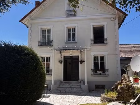 maison 5 pièces 99 m²