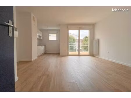 cadaujac - t2 - 43m3 avec balcon et pkg