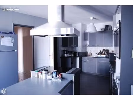 appart 131m2 + 20m2 de loggia dans résidence