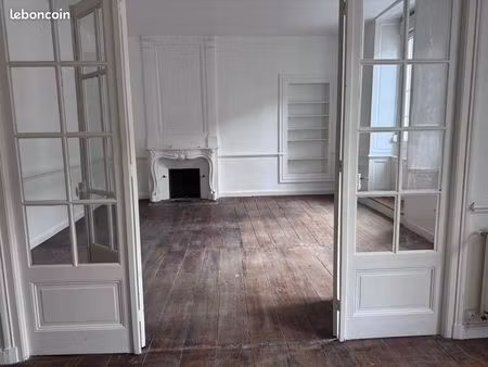 grand appartement 150 m² – 3 chambres – garage + parking – centre-ville guingamp