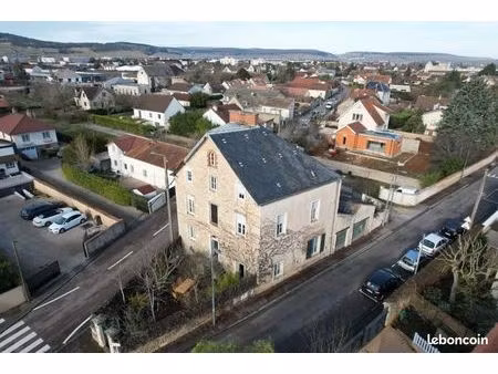 immeuble 12 pièces 340 m²