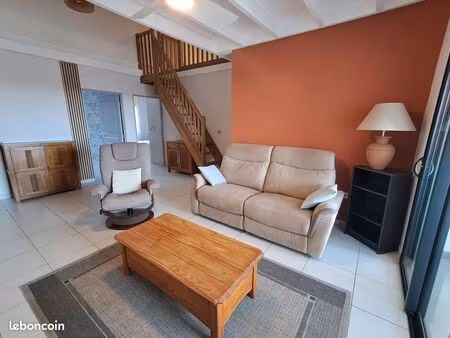 appartement t4 meublé à louer à étang salé 97427