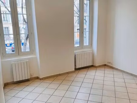 t2 bb baille - prox.lodi / castellane